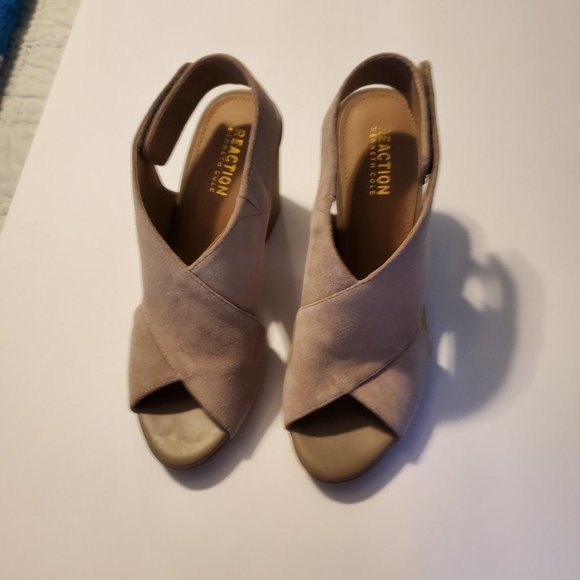 Kenneth Cole Reaction Tan Suede Shoes Size 7 - Picture 2 of 9